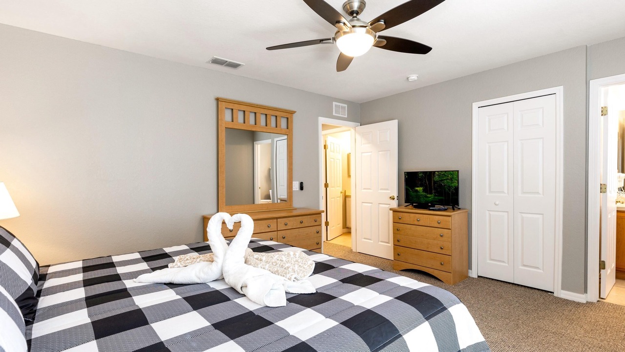 Photo of Bedroom in Regal Palms