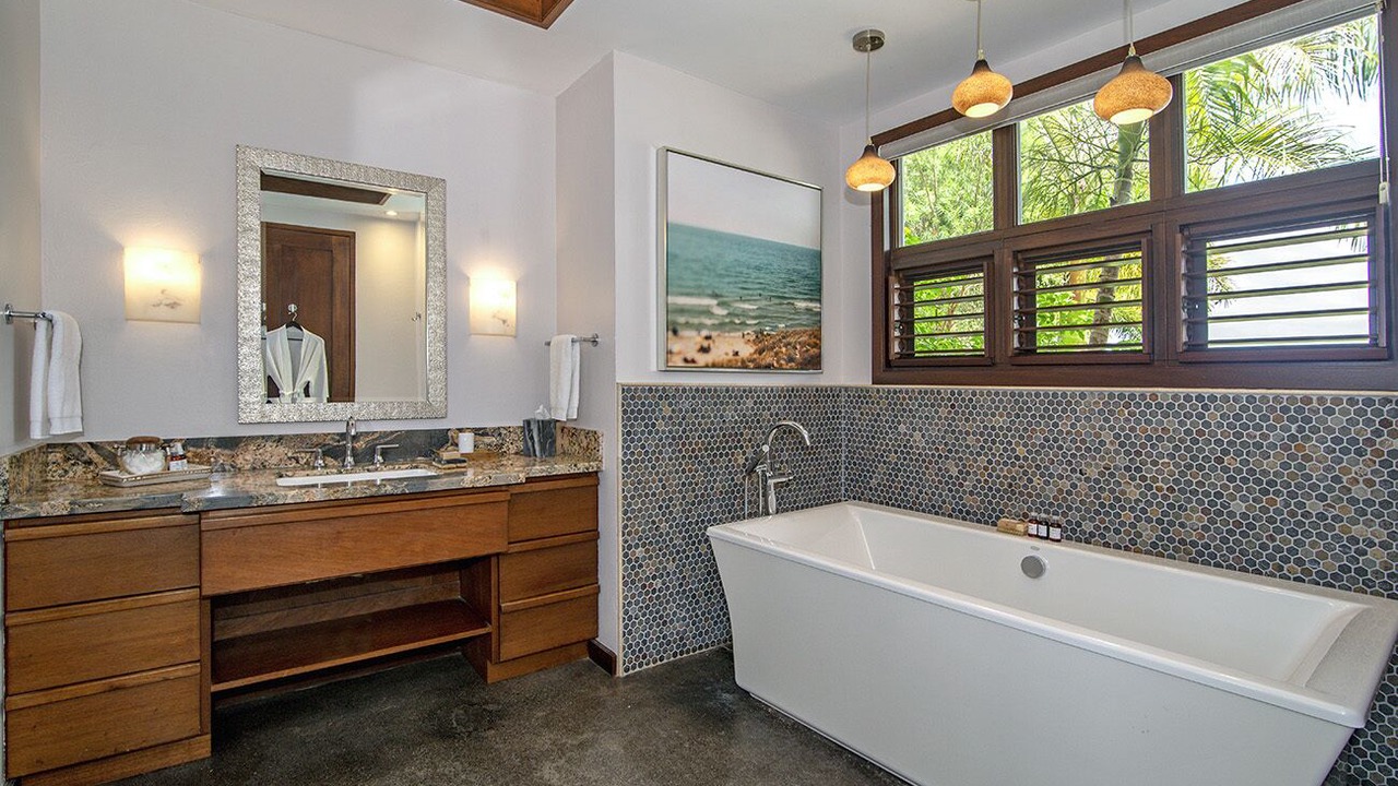 Photo of Bathroom in Mammee Bay