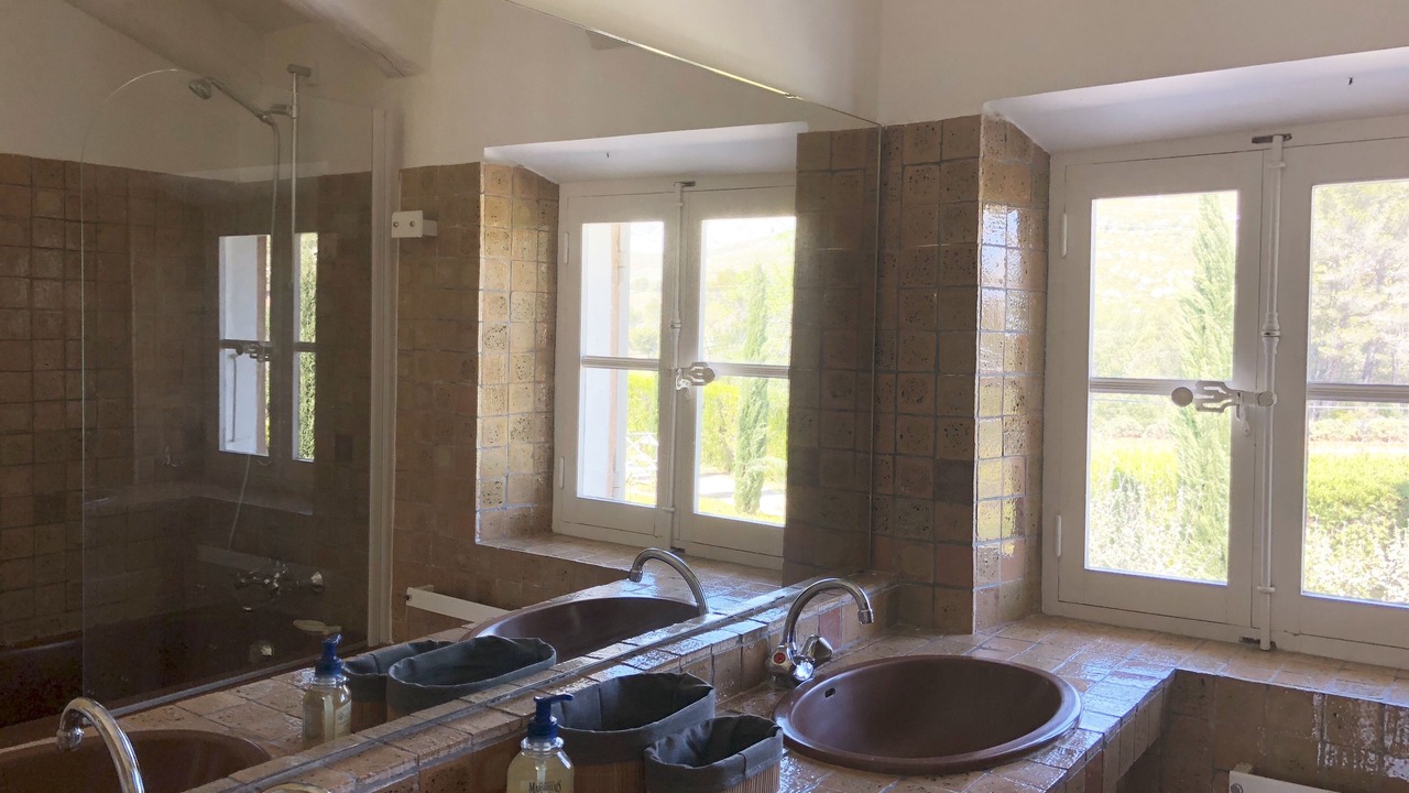 Photo of Bathroom in Rousset