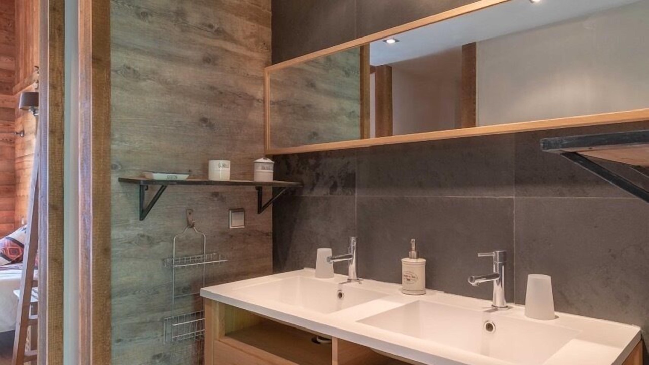 Photo of Bathroom in Montvalezan