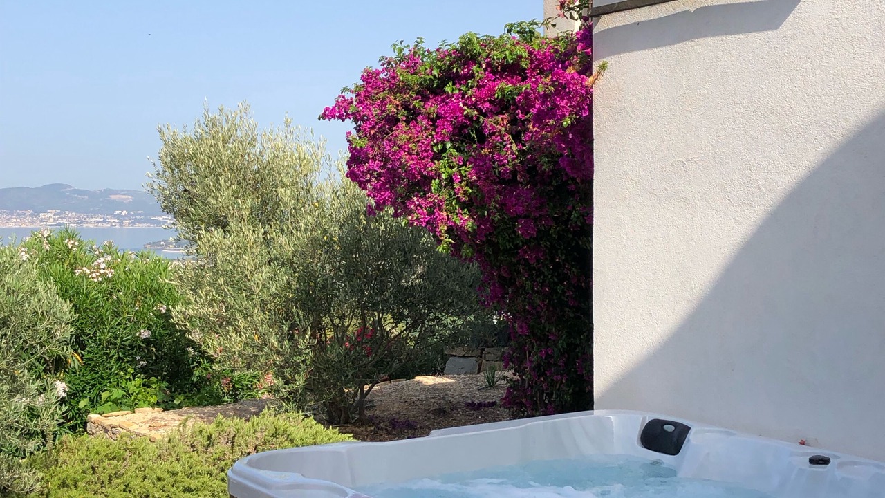 Photo of Outdoor in La Cadiere-d'Azur