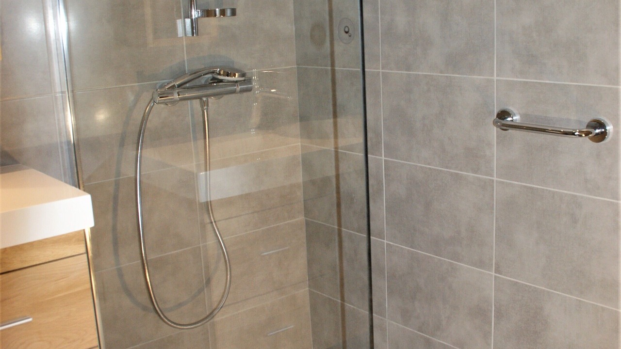 Photo of Bathroom in Cordon