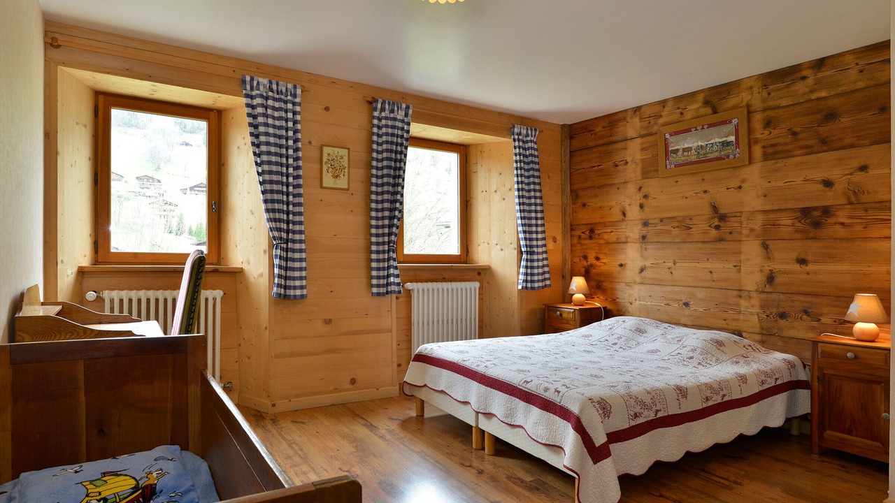 Photo of Bedroom in Abondance