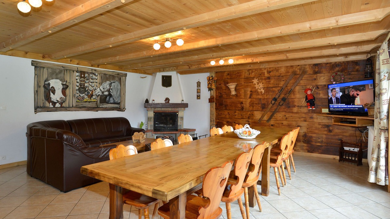 Photo of Others in Abondance