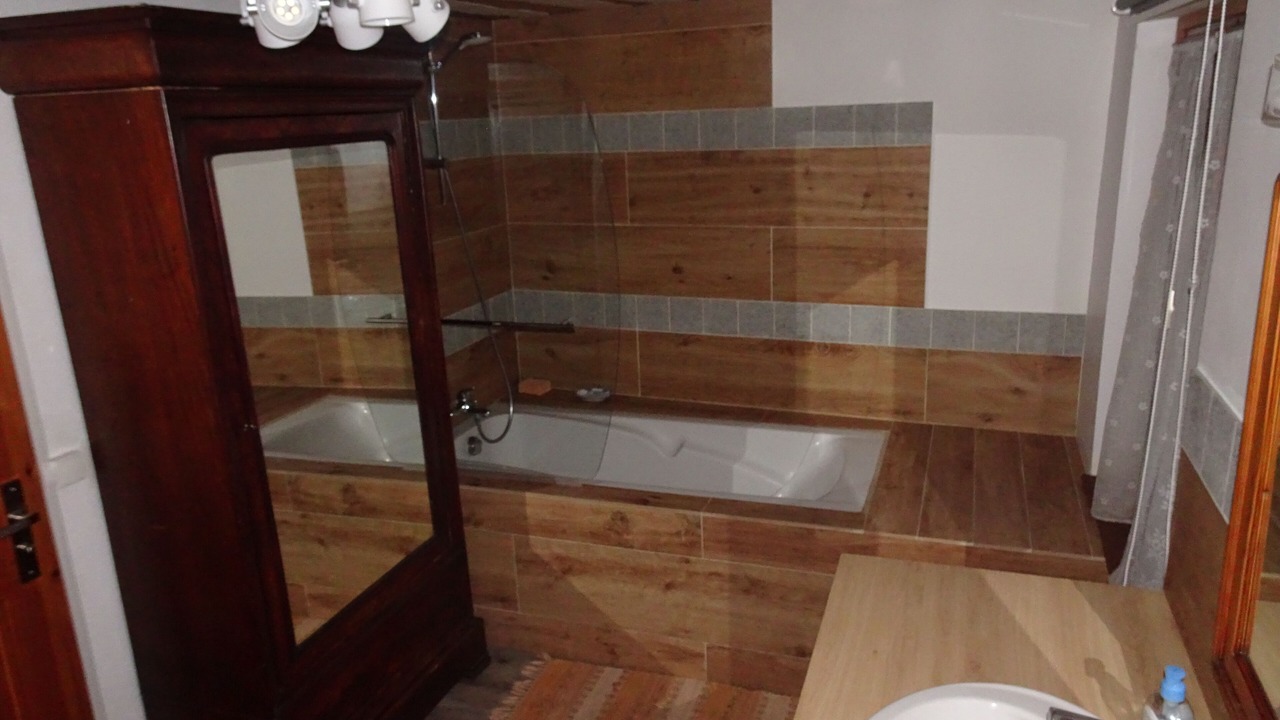 Photo of Bathroom in Saint-Martin-de-Queyrieres