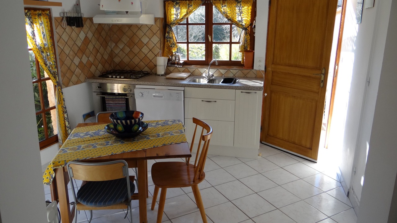 Photo of Kitchen in Besse-sur-Issole