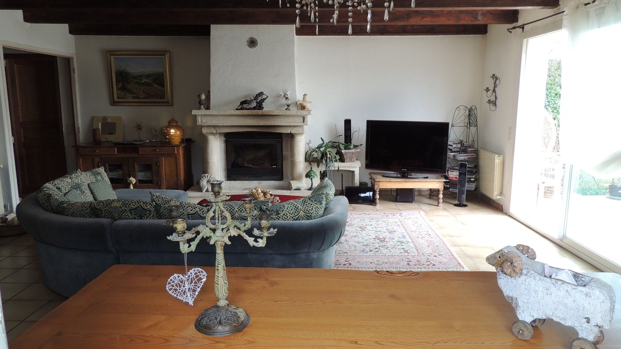 Photo of Livingroom in Crestet