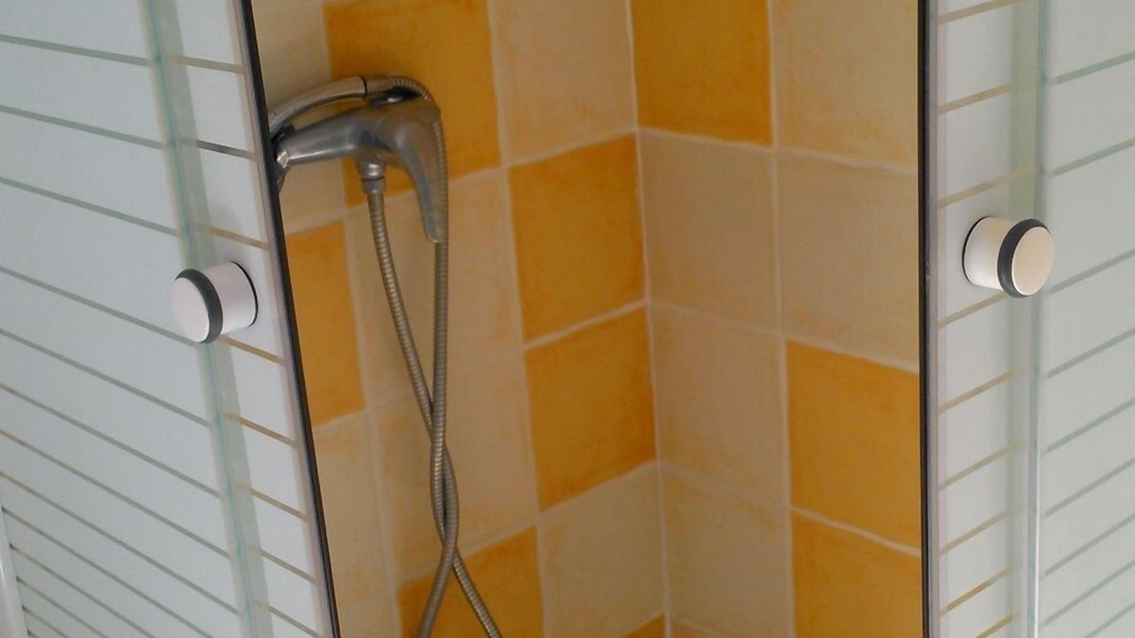 Photo of Bathroom in Cadenet