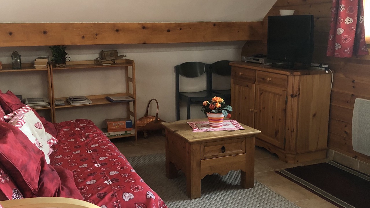 Photo of Livingroom in Saint-Martin-de-Queyrieres