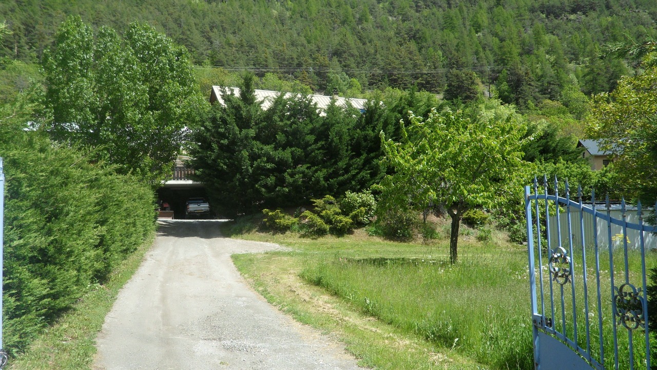 Photo of Outdoor in Saint-Martin-de-Queyrieres