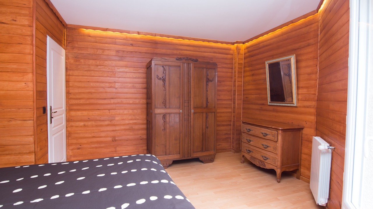 Photo of Bedroom in Collonges-sous-Saleve