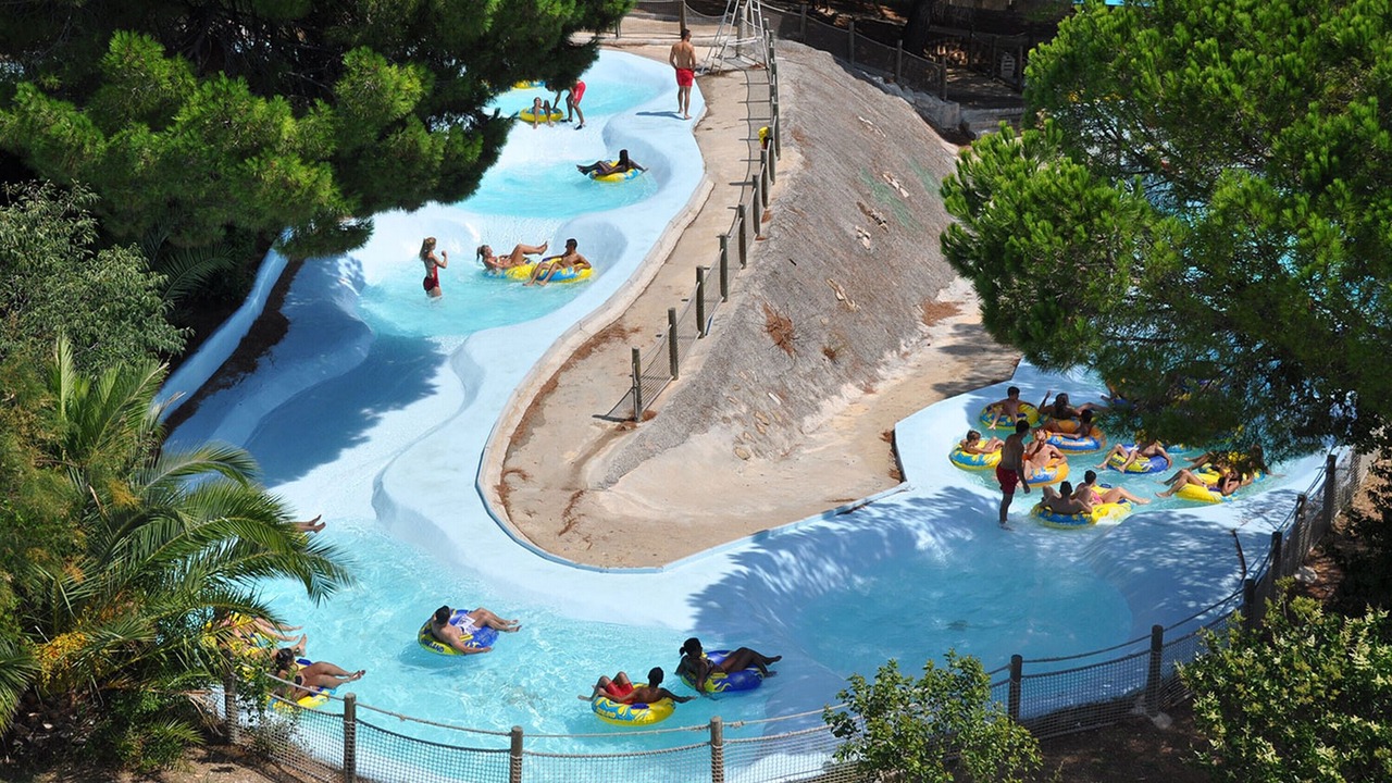 Photo of Outdoor in Auriol