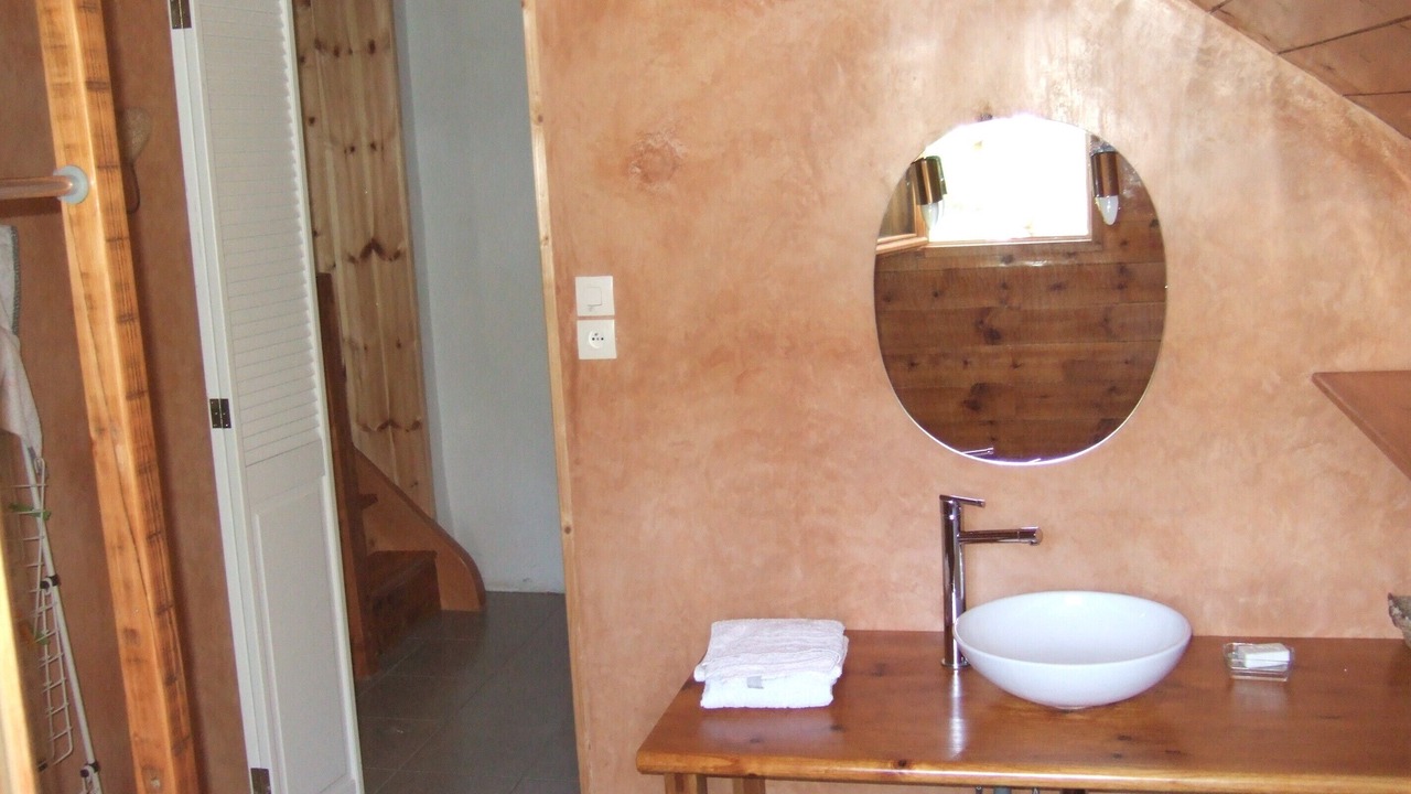 Photo of Bathroom in Les Vigneaux