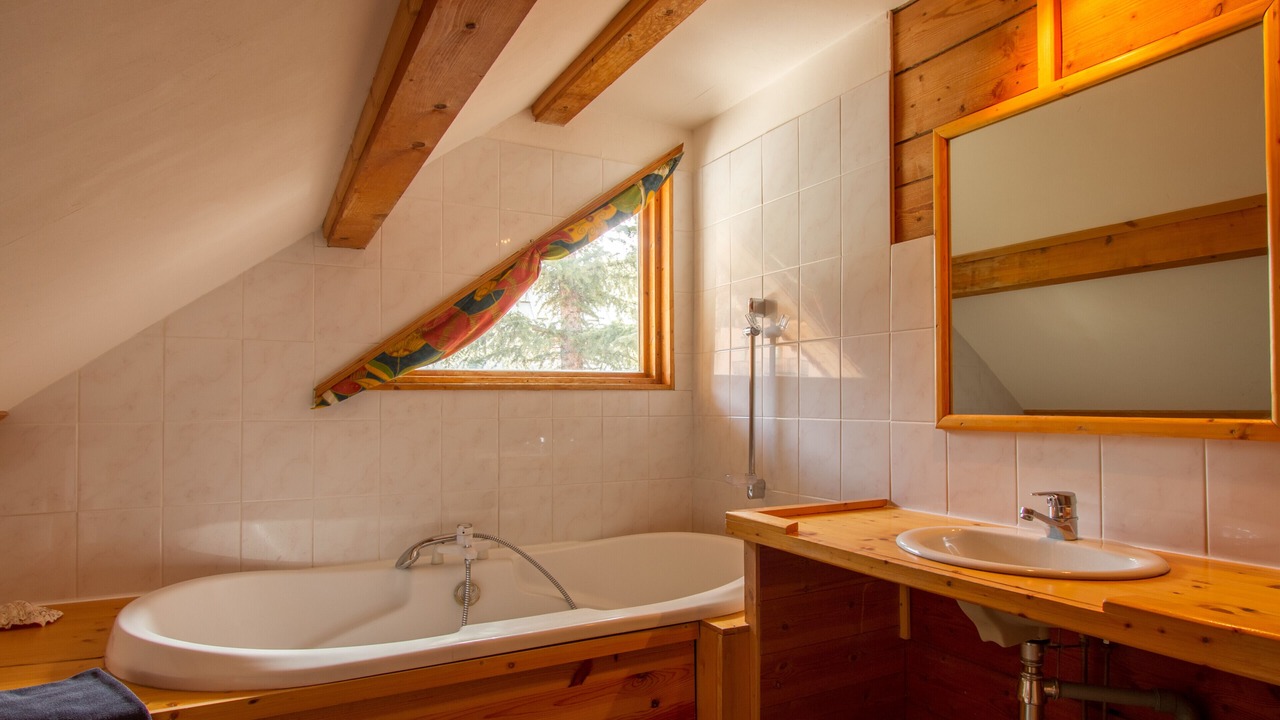 Photo of Bathroom in Nevache