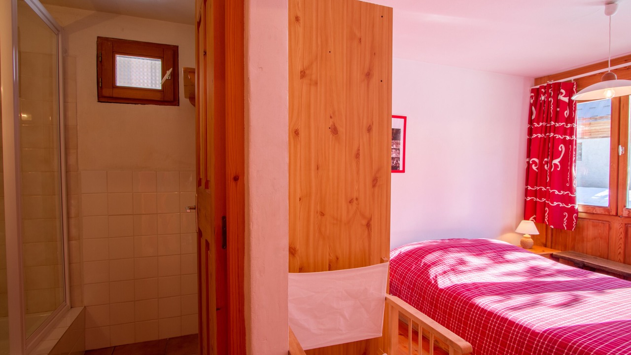 Photo of Bedroom in Nevache