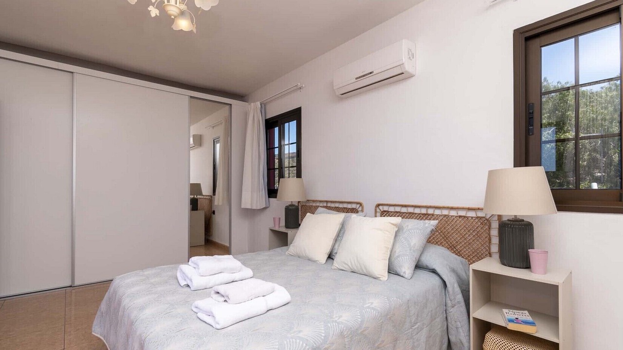 Photo of Bedroom in Armenime