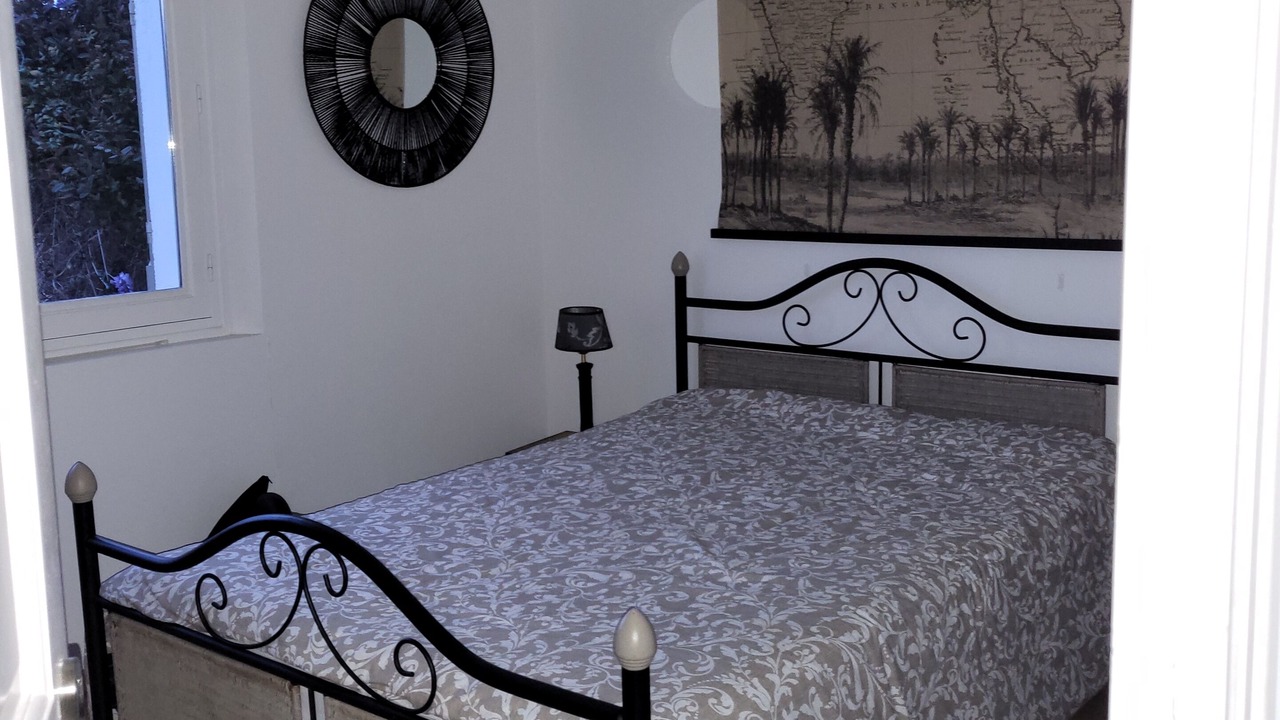 Photo of Bedroom in Rocbaron