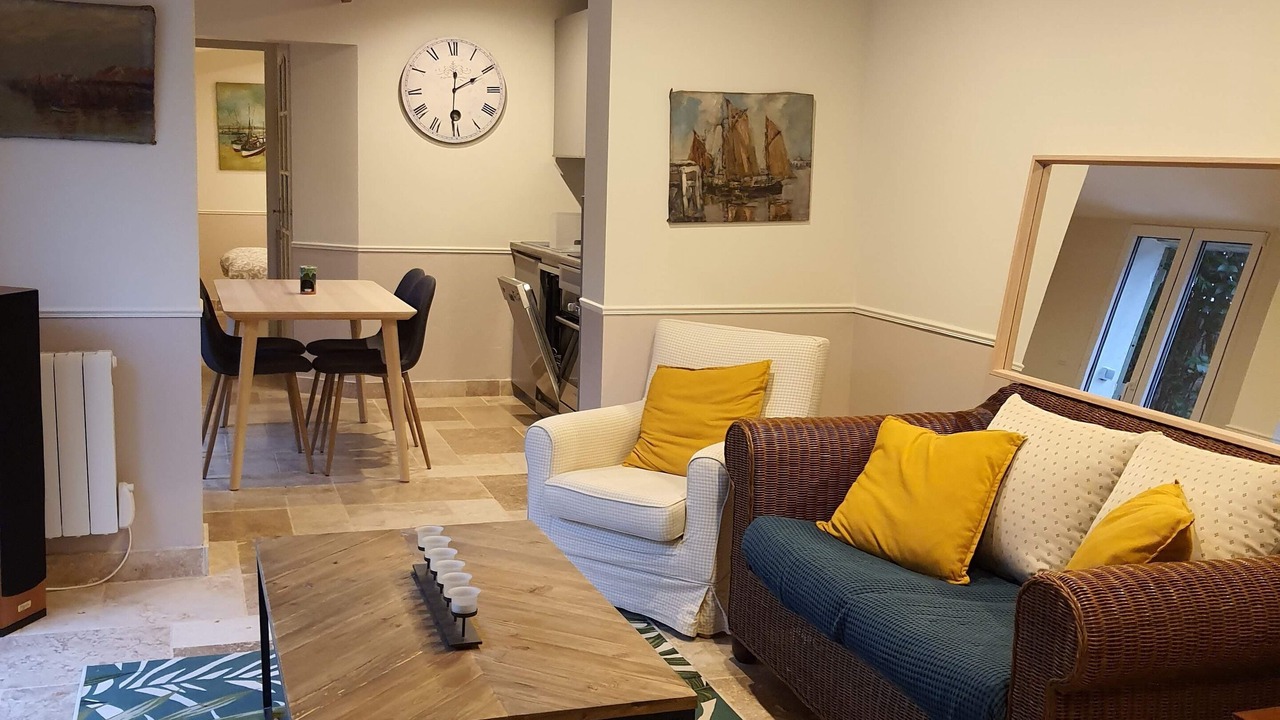 Photo of Livingroom in Rocbaron