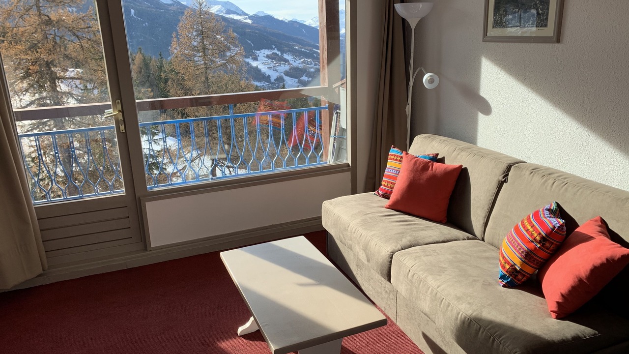 Photo of Livingroom in Arc-1800