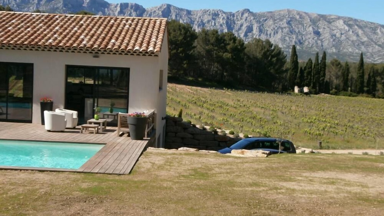 Photo of Outdoor in Rousset