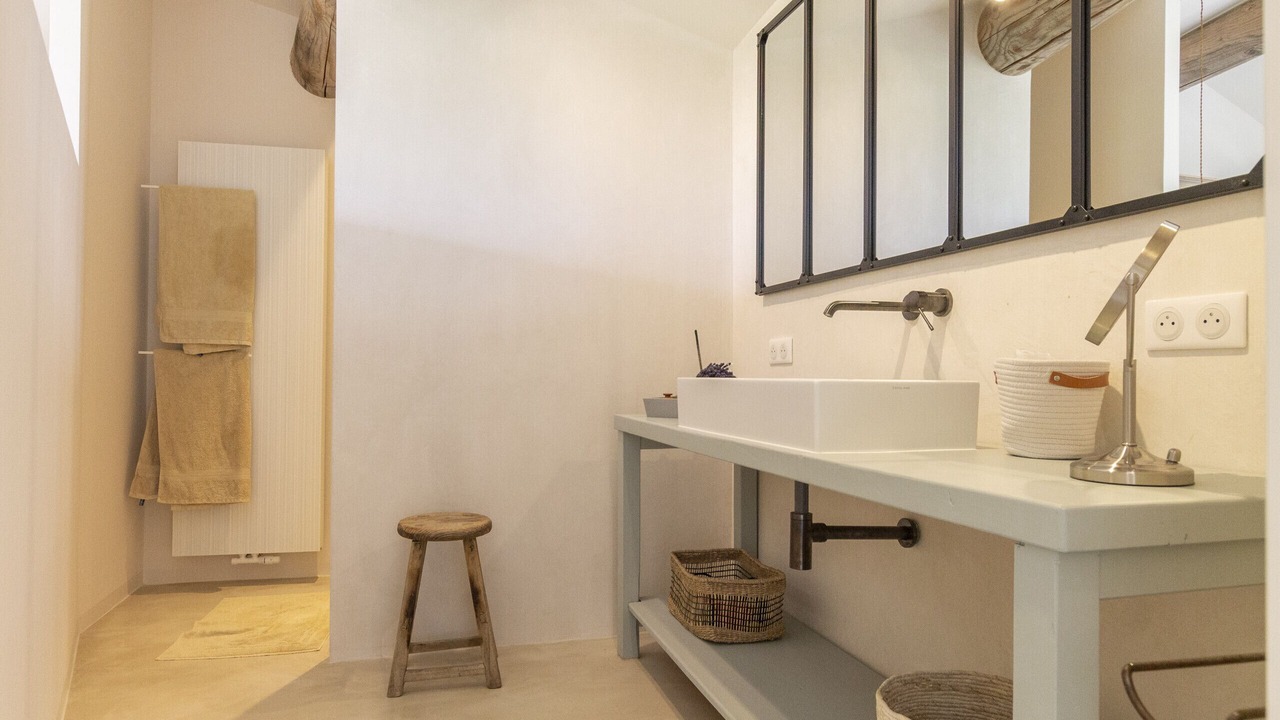 Photo of Bathroom in Crillon-le-Brave
