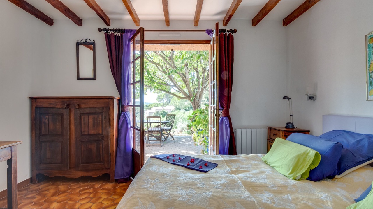 Photo of Bedroom in Flayosc