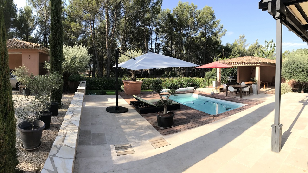 Photo of Outdoor in Pourrieres