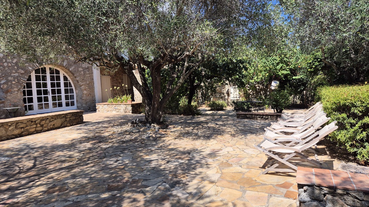 Photo of Patio Balcony in Plan-de-la-Tour