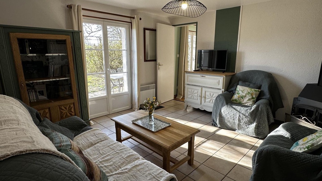 Photo of Livingroom in Saint-Bonnet-Troncais