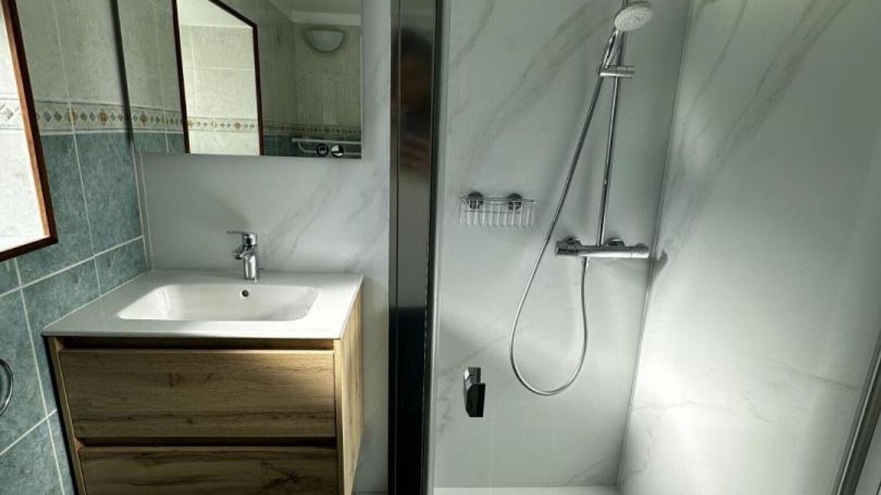 Photo of Bathroom in Saint-Bonnet-Troncais