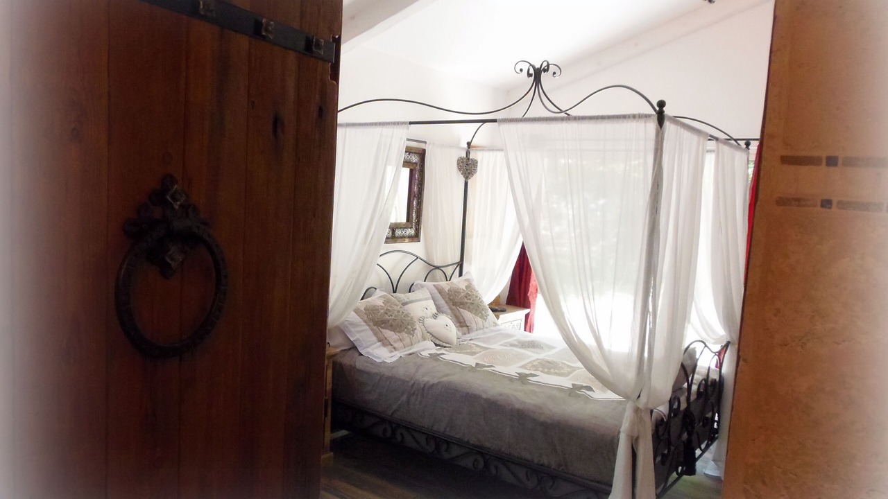 Photo of Bedroom in Meounes-les-Montrieux