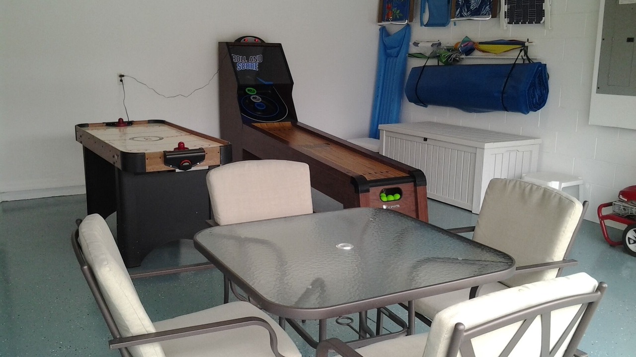 Photo of Bedroom in Crescent Lakes