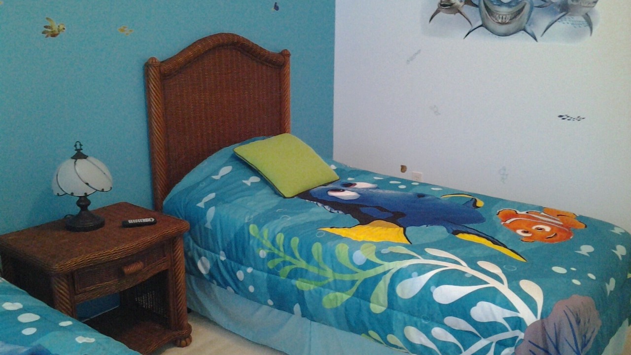 Photo of Bedroom in Crescent Lakes