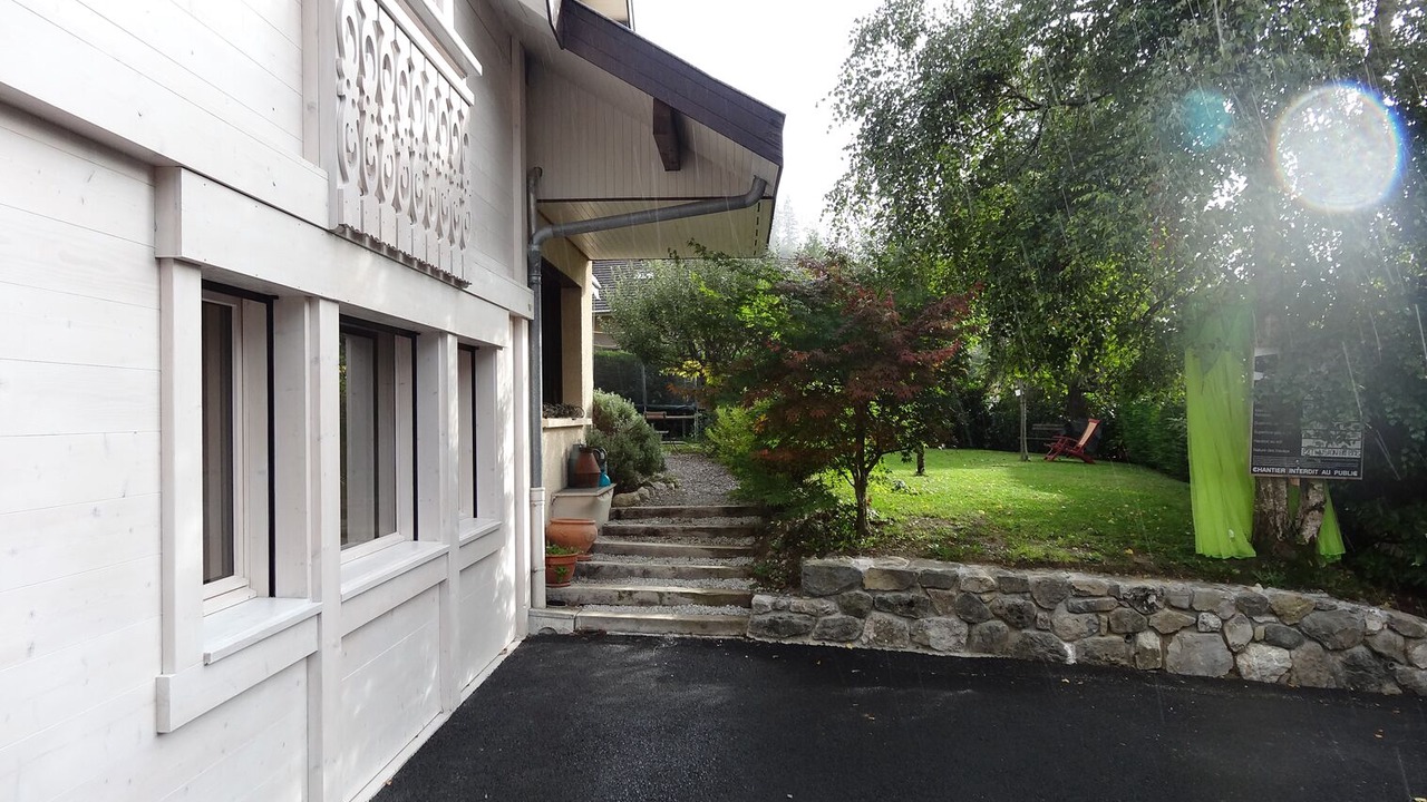 Photo of Outdoor in Thones