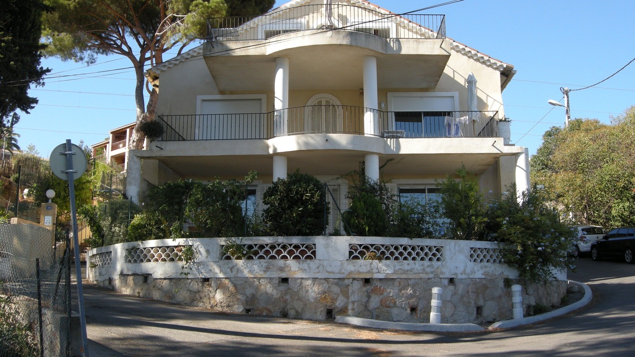 Photo of Others in Bandol