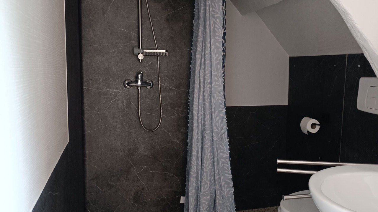 Photo of Bathroom in Lignieres
