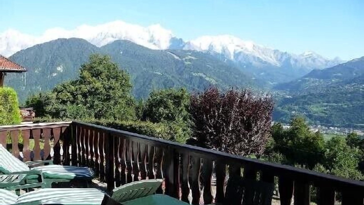 Photo of Outdoor in Passy