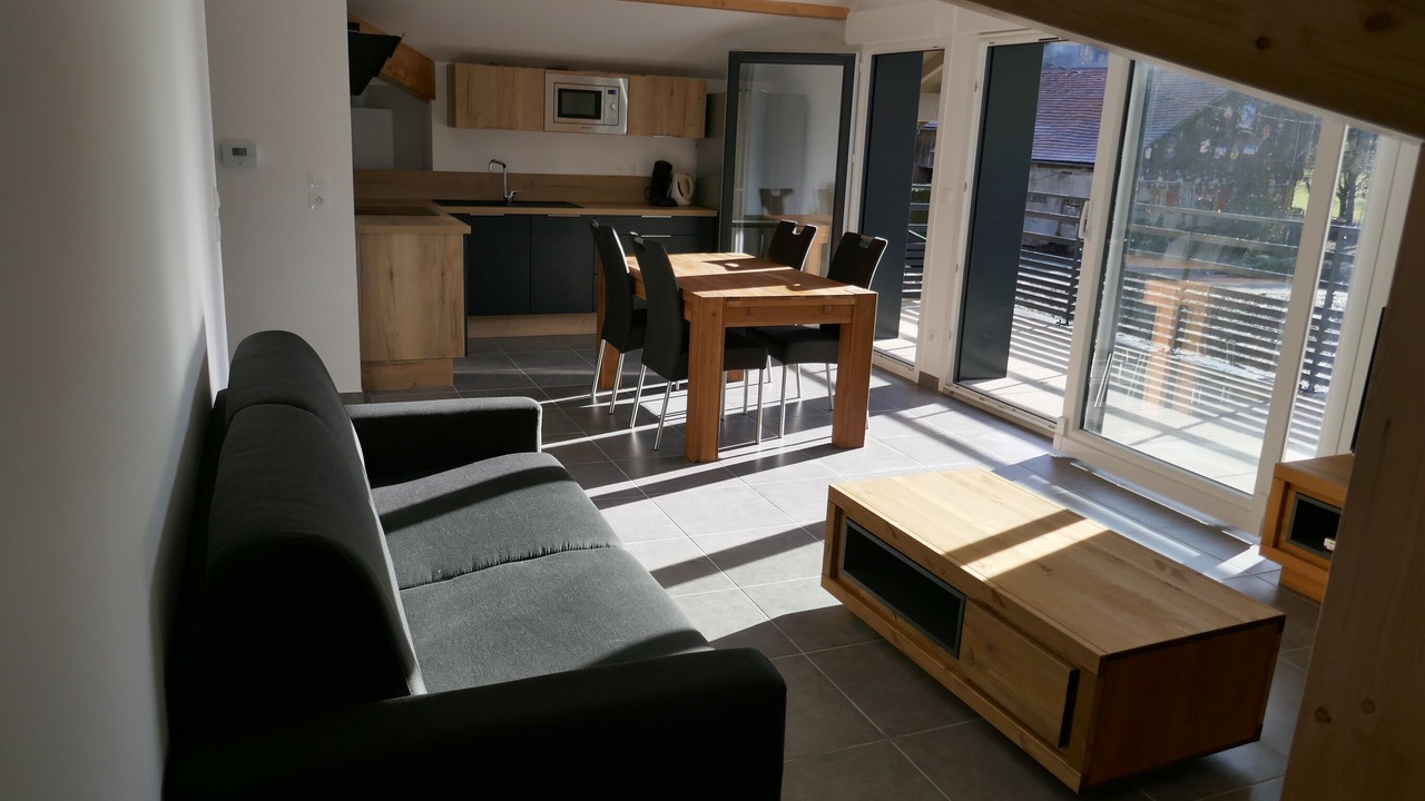 Photo of Livingroom in Thones