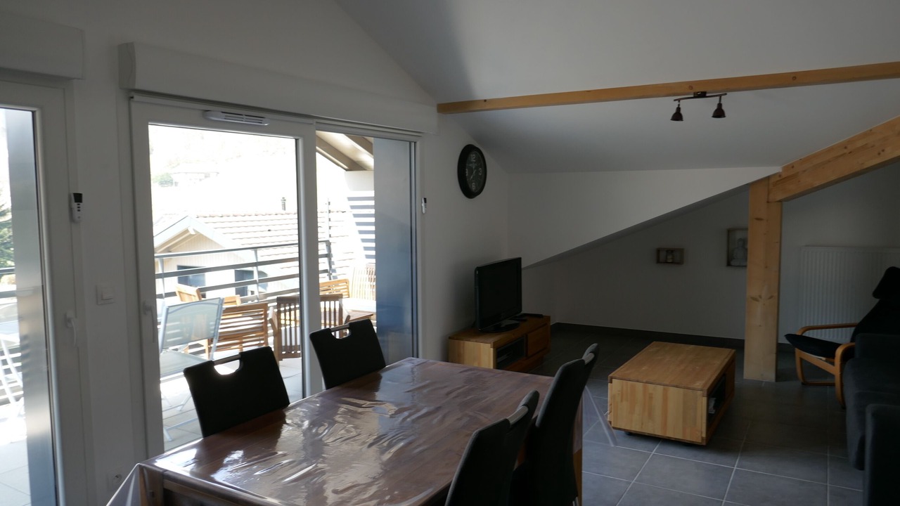 Photo of Livingroom in Thones