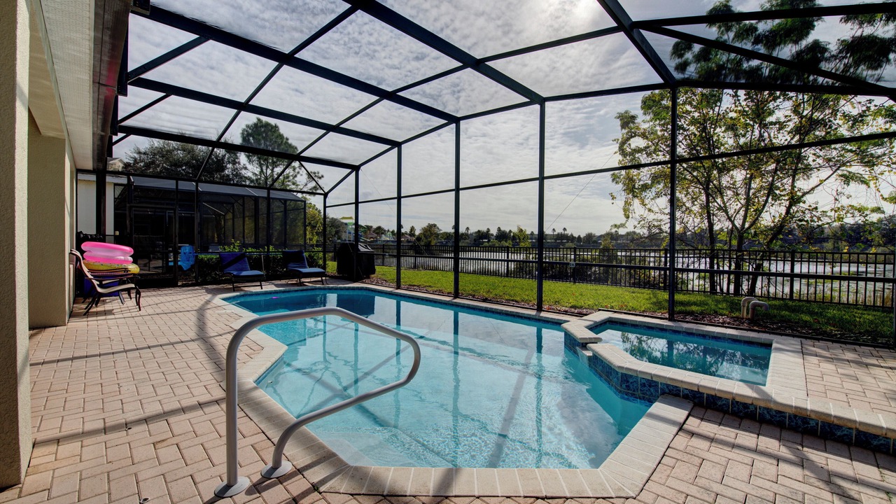 Photo of Outdoor in Windsor Hills