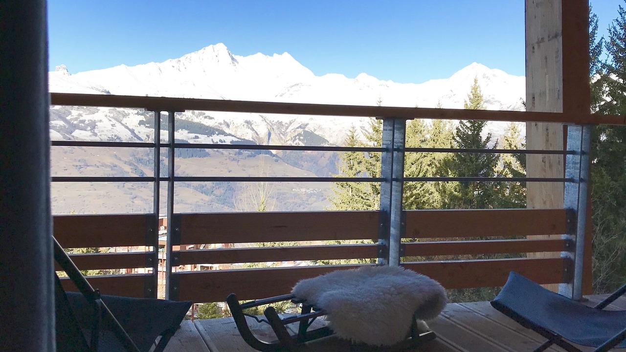 Photo of Outdoor in Arc-1800
