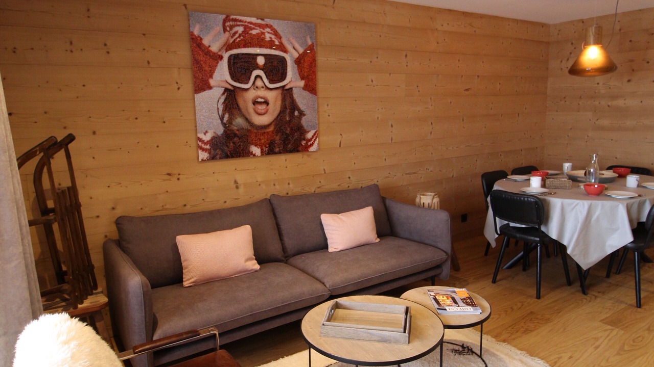 Photo of Livingroom in Arc-1800
