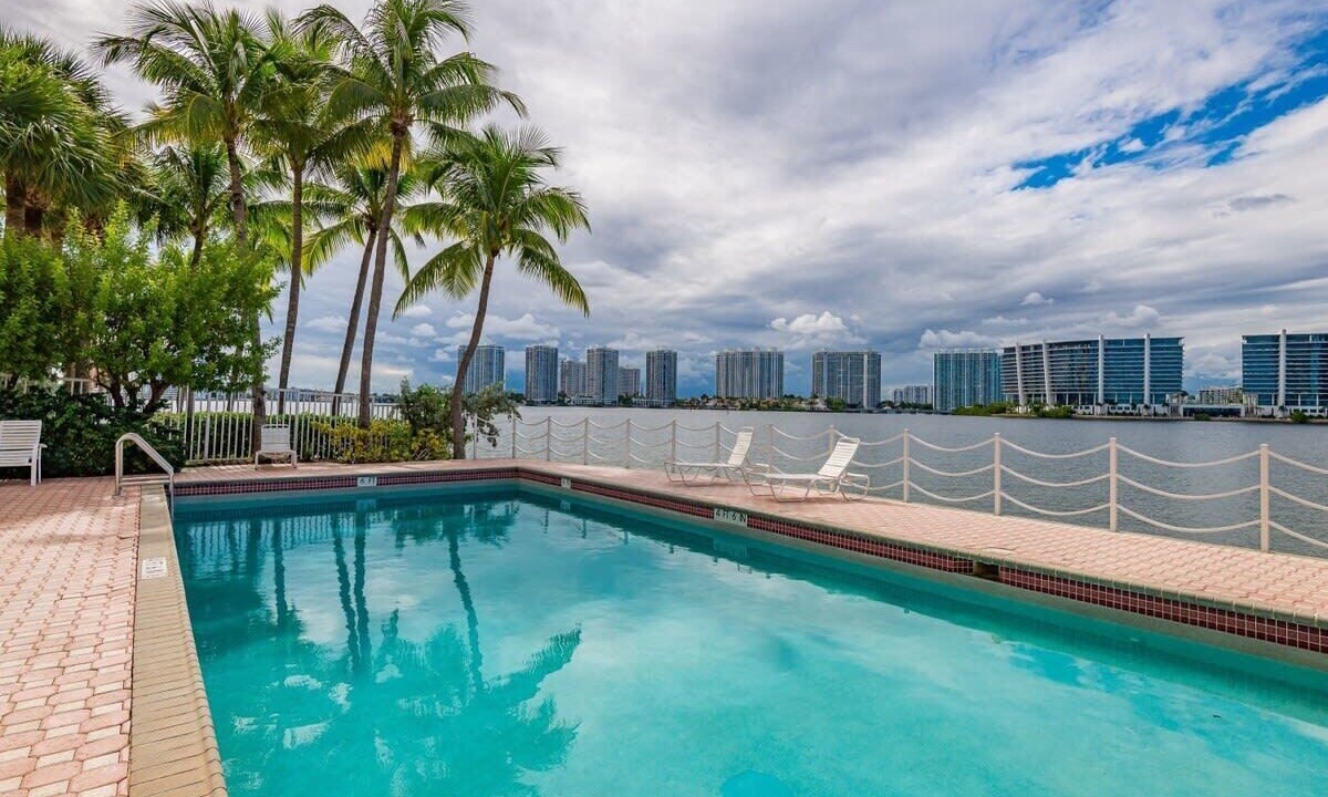 Photo of Outdoor in Sunny Isles Beach