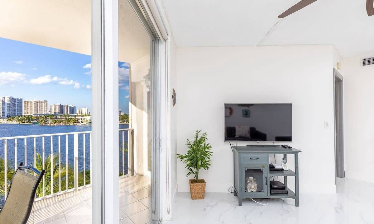 Photo of Others in Sunny Isles Beach