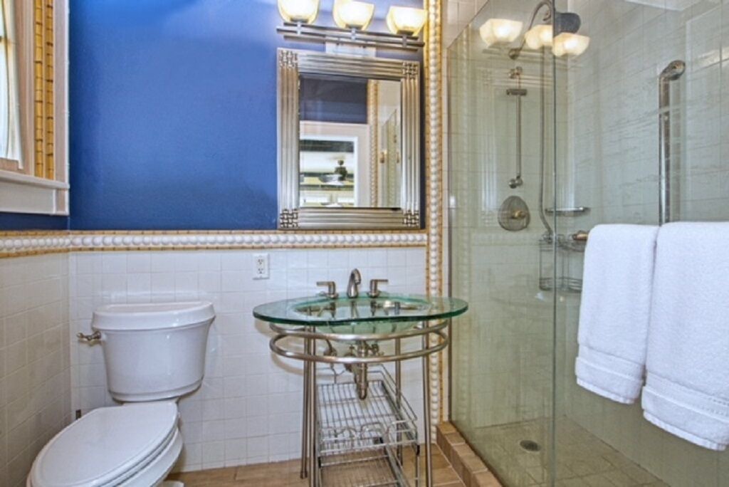 Photo of Bathroom in Mount Dora