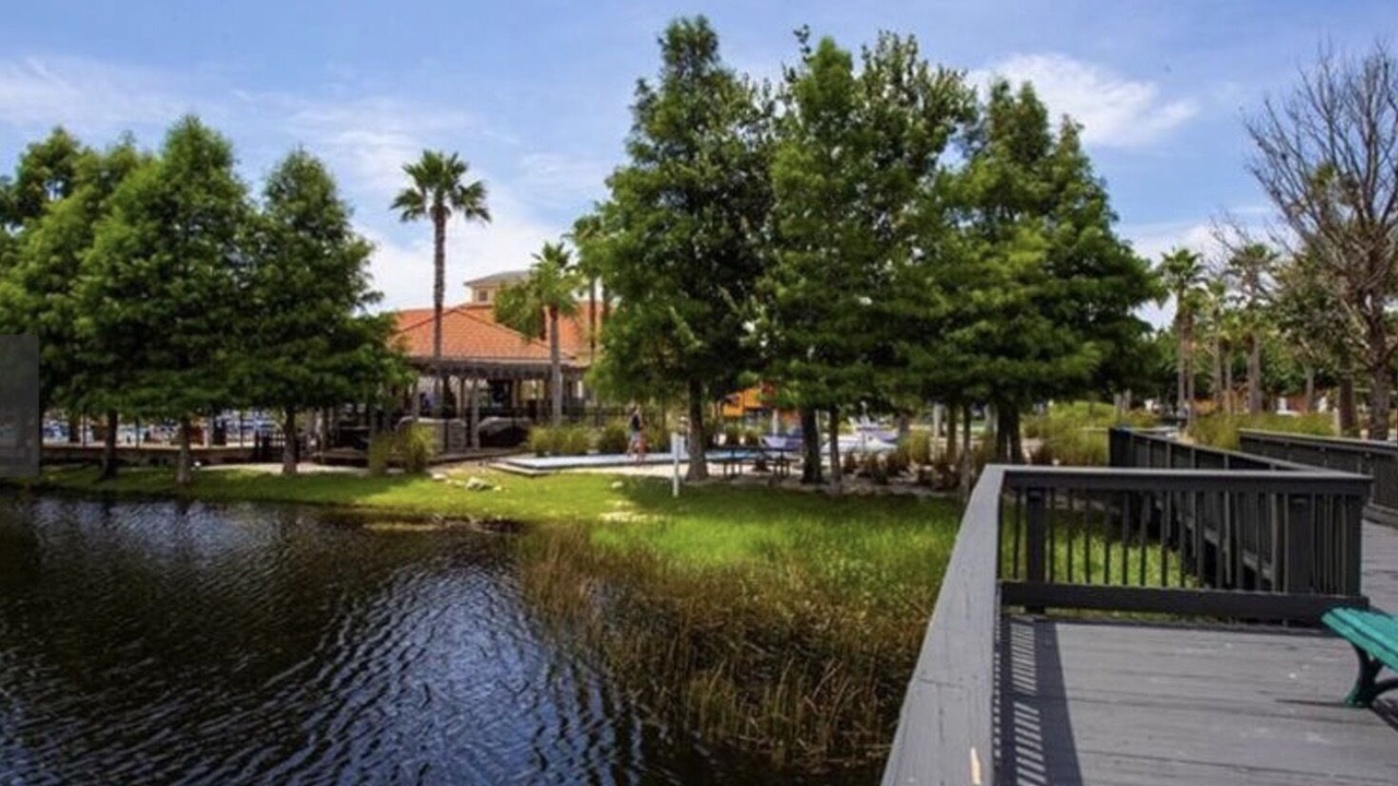 Photo of Outdoor in Lake Berkley
