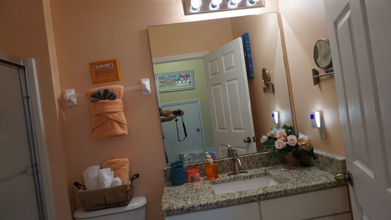 Photo of Bathroom in Lake Berkley