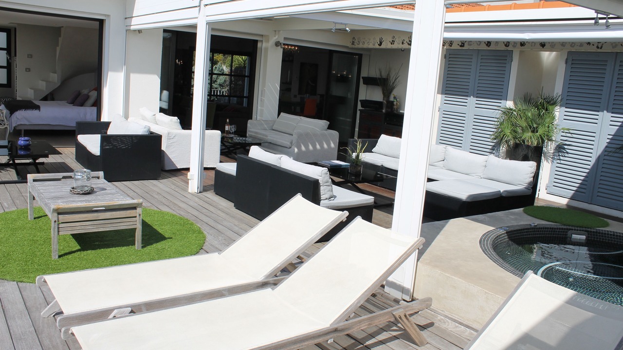 Photo of Patio Balcony in California - Pezou