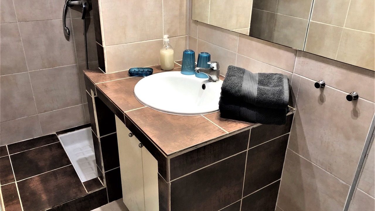 Photo of Bathroom in Hyeres