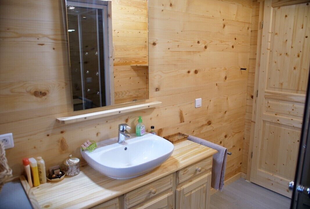 Photo of Bathroom in Faverges-Seythenex